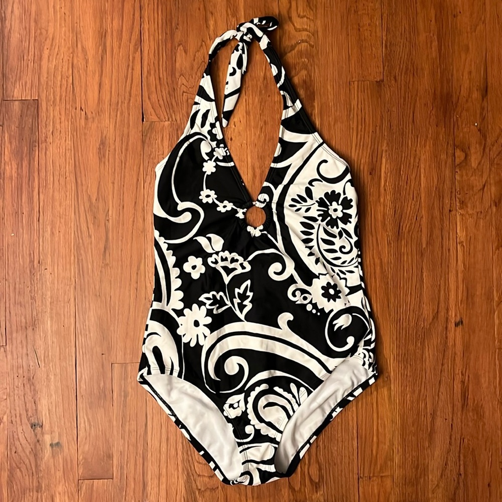 Speedo black and white bathing suit
